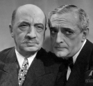 Józef Śliwicki i Józef Węgrzyn w filmie Michała Waszyńskiego "Profesor Wilczur" z 1938 roku.