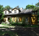 Drewniak - pierwszy dom rodziny Piłsudskich w Sulejówku.