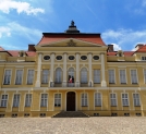 Pałac w Rogalinie wybudowany przez Kazimierza Raczyńskiego.