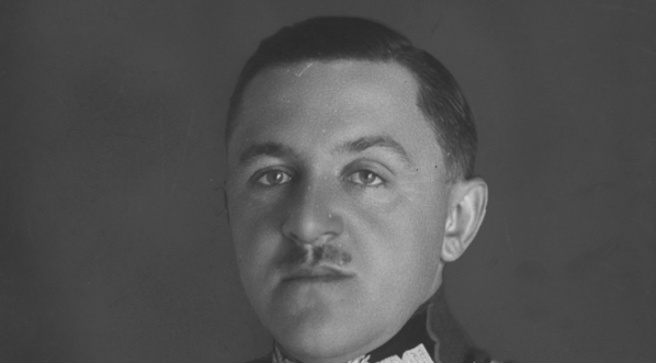  Gen. bryg. Tadeusz Piskor - szef Sztabu Głównego - fot. portretowa. (1926-1928 r.)  