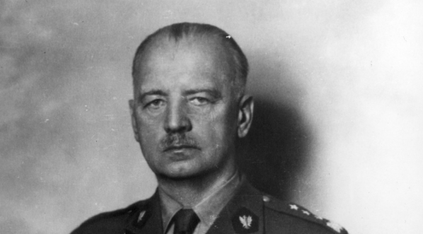  Generał Władysław Sikorski (foto. Czesław Datka, 1940 - 1943 r.)  