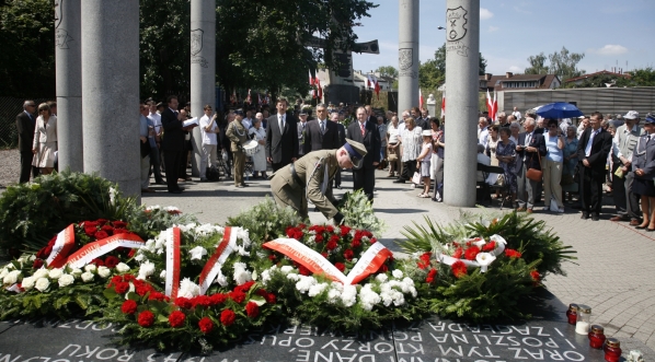  Obchody rocznicy ludobójstwa Polaków na Wołyniu, Warszawa, 11 lipca 2008 r.  